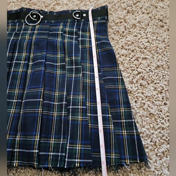 NEW Dolls Kill Current Mood Pleated Plaid Mini Skirt- small - Picture 8 of 8